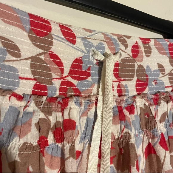 American Eagle Outfitters women’s floral skirt red/blue/brown size 2 - Picture 3 of 6